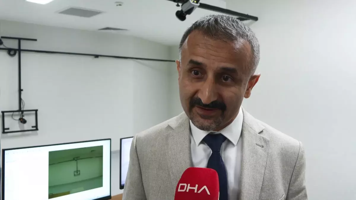 erdal yeniden yurumeye basladi iu4W2zs2