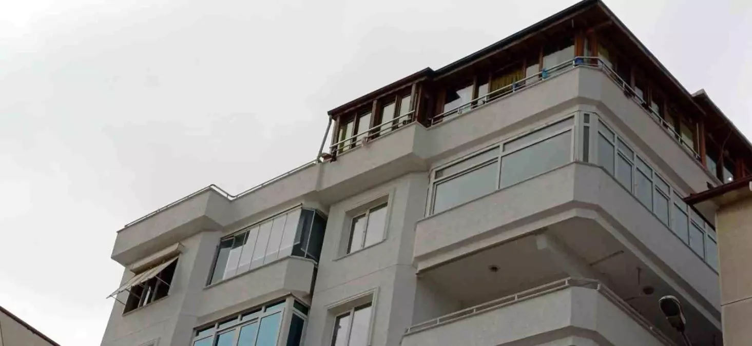 unlu sanatci gullunun trajik olumu dx7OXqFv