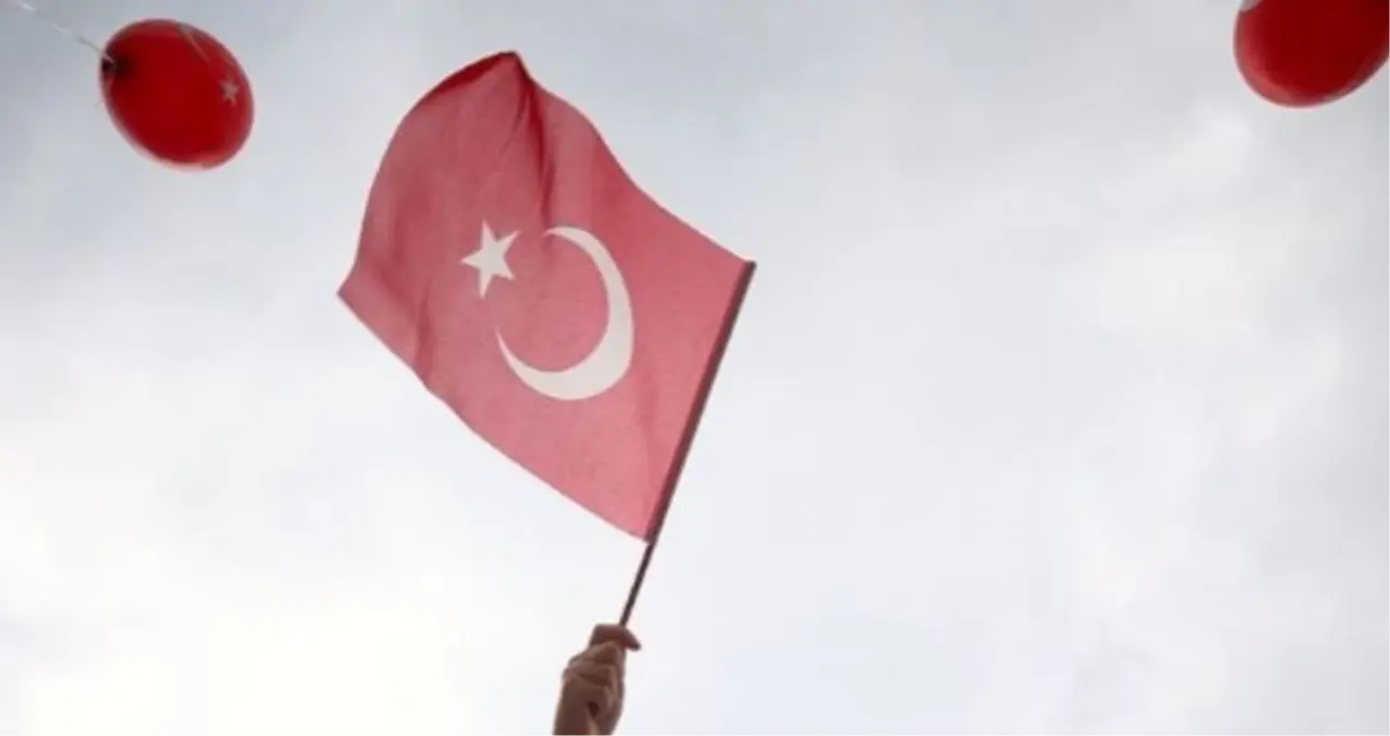 28 Ekim yarım gün tatil mi? 29 Ekim hangi güne denk geliyor, kaç gün tatil yapılacak?