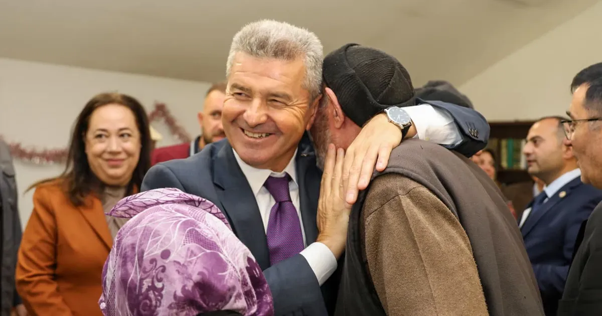 artvin valisi ergunden sakin sehir savsatta huzurlu ziyaret y4kMmSRS