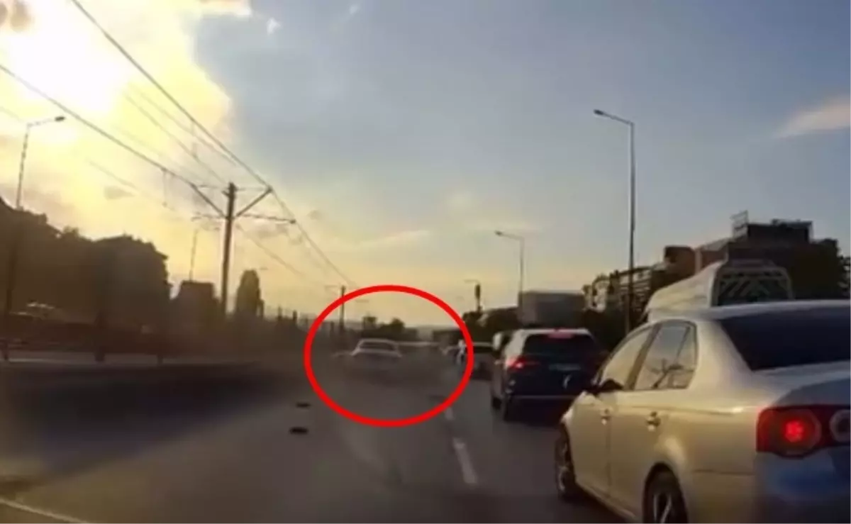 bursada trafik kazasi 2 yarali nX7VXgJn.jpg