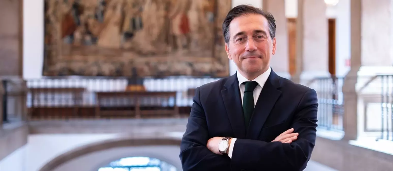 ispanyol aktivistlerin ayrilisi YbRhRMMk