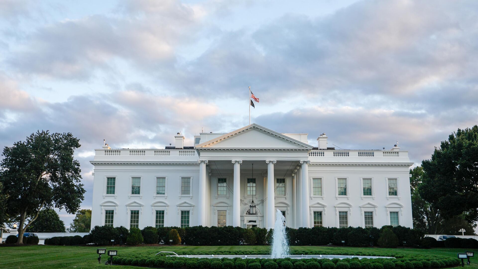 beyaz saray trump sara ile gorusecek XjG7TOQH.jpg