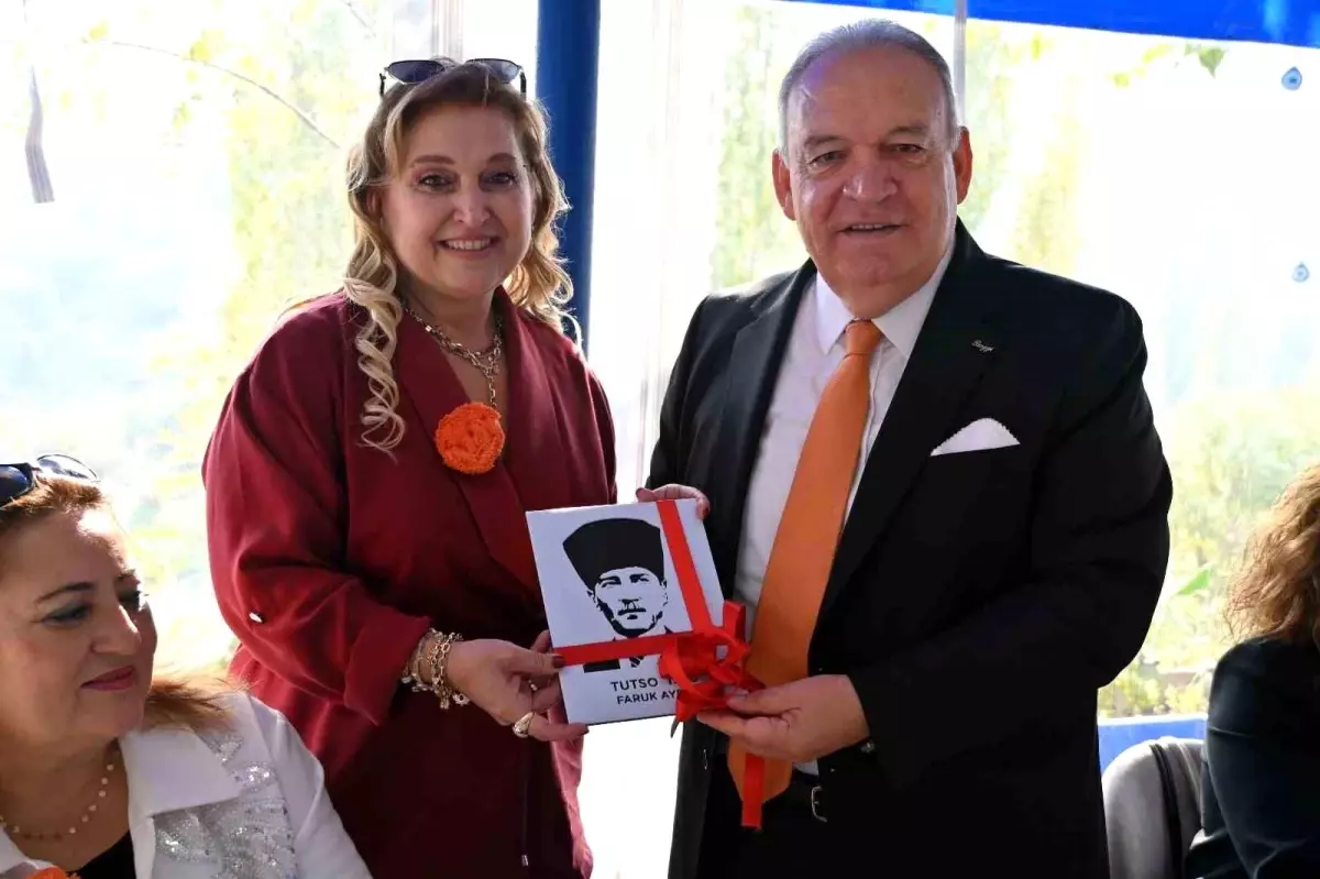 kadin girisimciler toplandi UKFARZnD.jpg