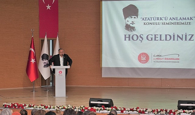 Keçiören’de “Atatürk’ü Anlamak” Semineri Düzenlendi