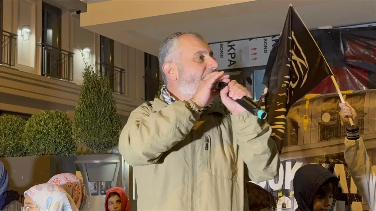 uskudarda mcdonalds protestosu suruyor Ul6pRxrp.jpg